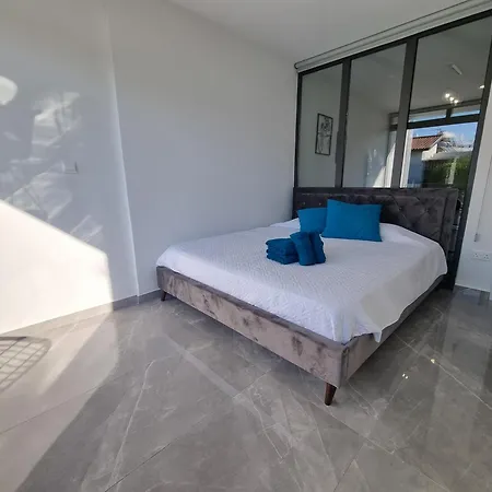 Diamond 160 Apartment